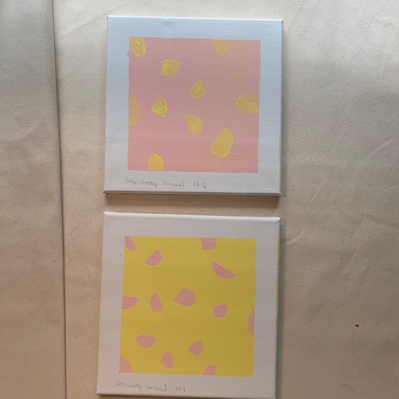 2 matching paintings. - Picture 1 of 1